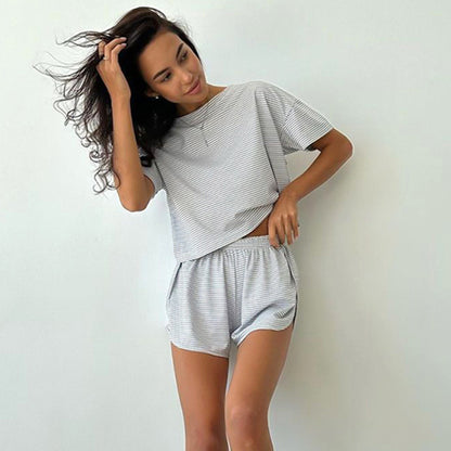 2-Piece Split Shorts Pajamas - Comfort Meets Chic!