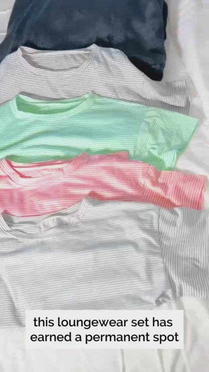 2-Piece Split Shorts Pajamas - Comfort Meets Chic!